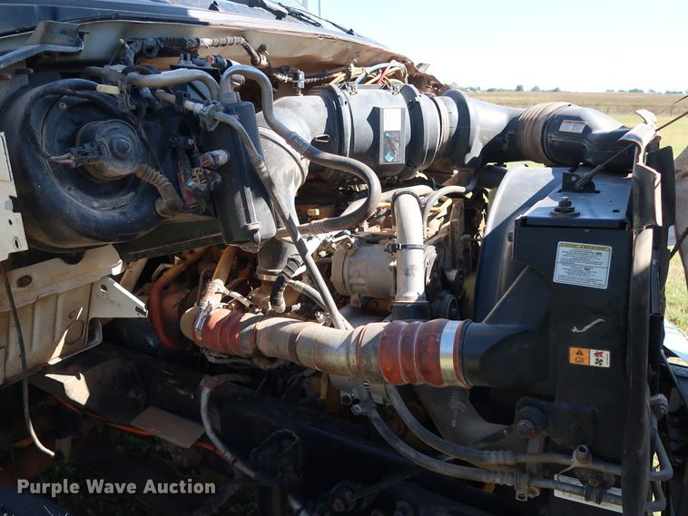 image for item GD9753 2009 Ford F750 Super Duty XL bucket truck