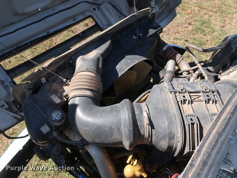 image for item GD9753 2009 Ford F750 Super Duty XL bucket truck