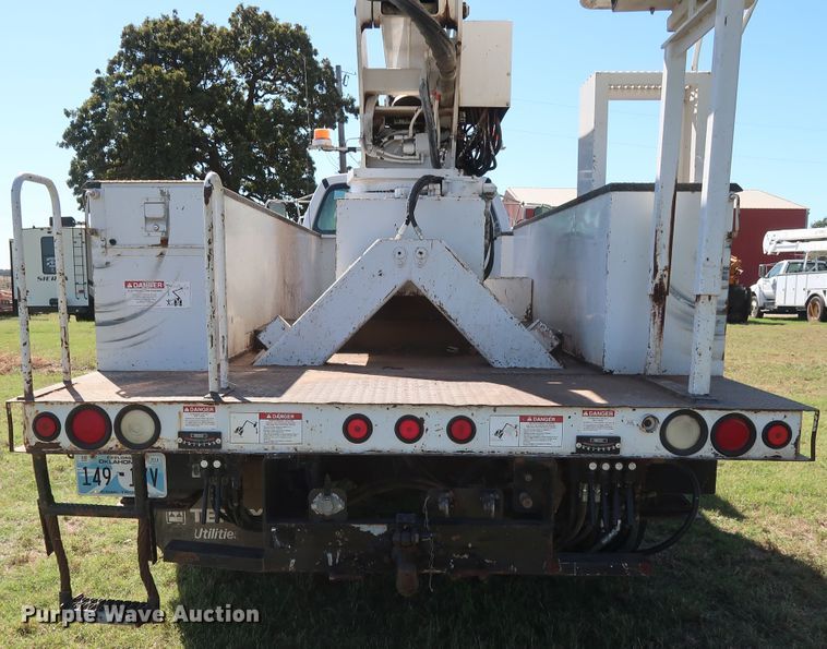 image for item GD9753 2009 Ford F750 Super Duty XL bucket truck