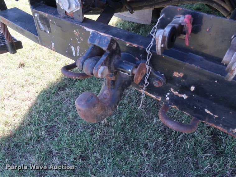 image for item GD9753 2009 Ford F750 Super Duty XL bucket truck