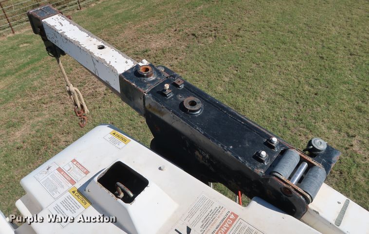 image for item GD9753 2009 Ford F750 Super Duty XL bucket truck