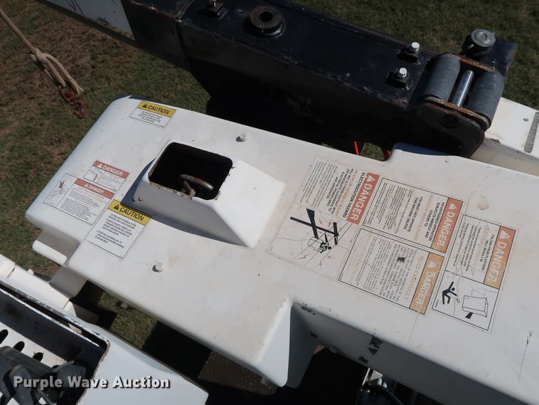 image for item GD9753 2009 Ford F750 Super Duty XL bucket truck