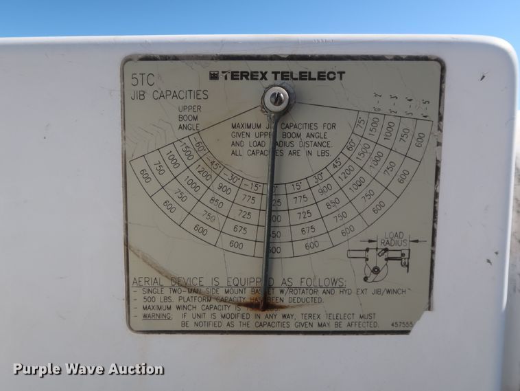 image for item GD9753 2009 Ford F750 Super Duty XL bucket truck