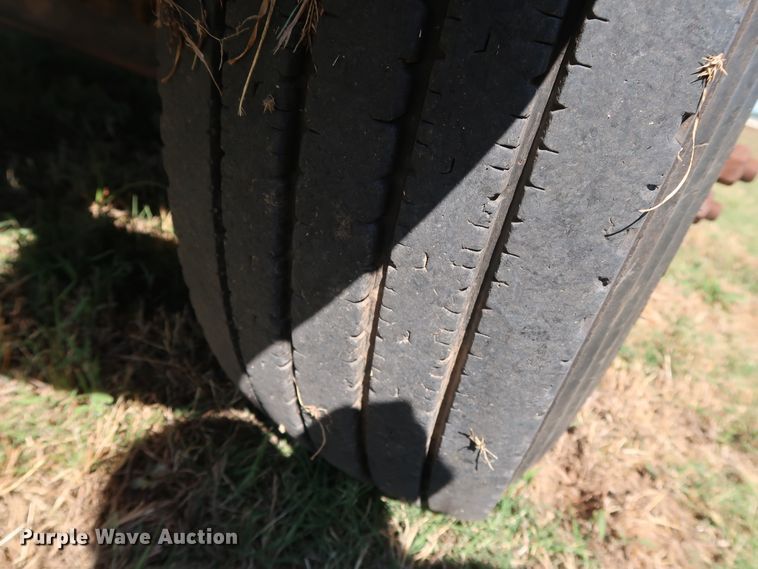 image for item GD9753 2009 Ford F750 Super Duty XL bucket truck