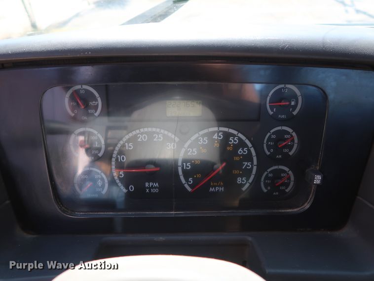 image for item GD9792 2003 Sterling Acterra semi truck