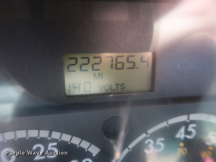 image for item GD9792 2003 Sterling Acterra semi truck