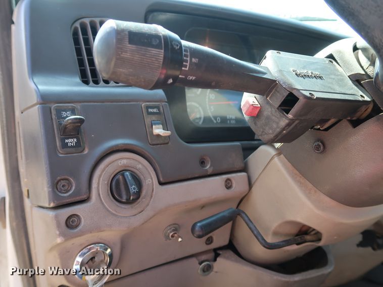 image for item GD9792 2003 Sterling Acterra semi truck