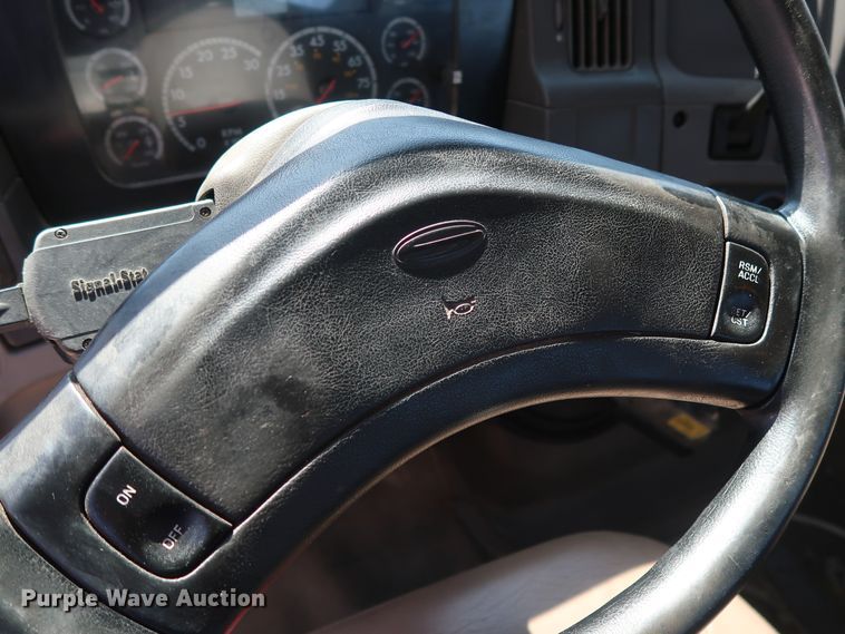 image for item GD9792 2003 Sterling Acterra semi truck