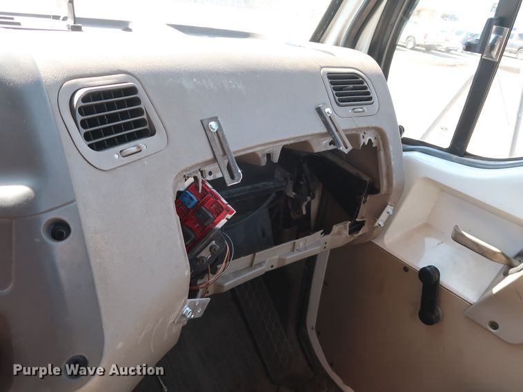 image for item GD9792 2003 Sterling Acterra semi truck