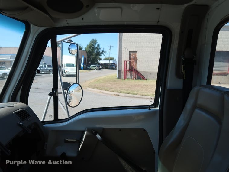 image for item GD9792 2003 Sterling Acterra semi truck