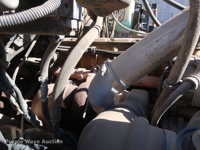 image for item GD9792 2003 Sterling Acterra semi truck