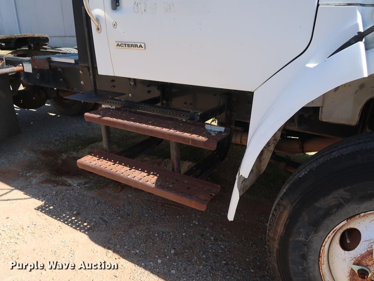 image for item GD9792 2003 Sterling Acterra semi truck