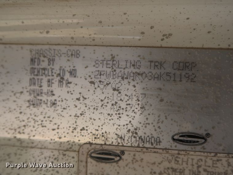 image for item GD9792 2003 Sterling Acterra semi truck