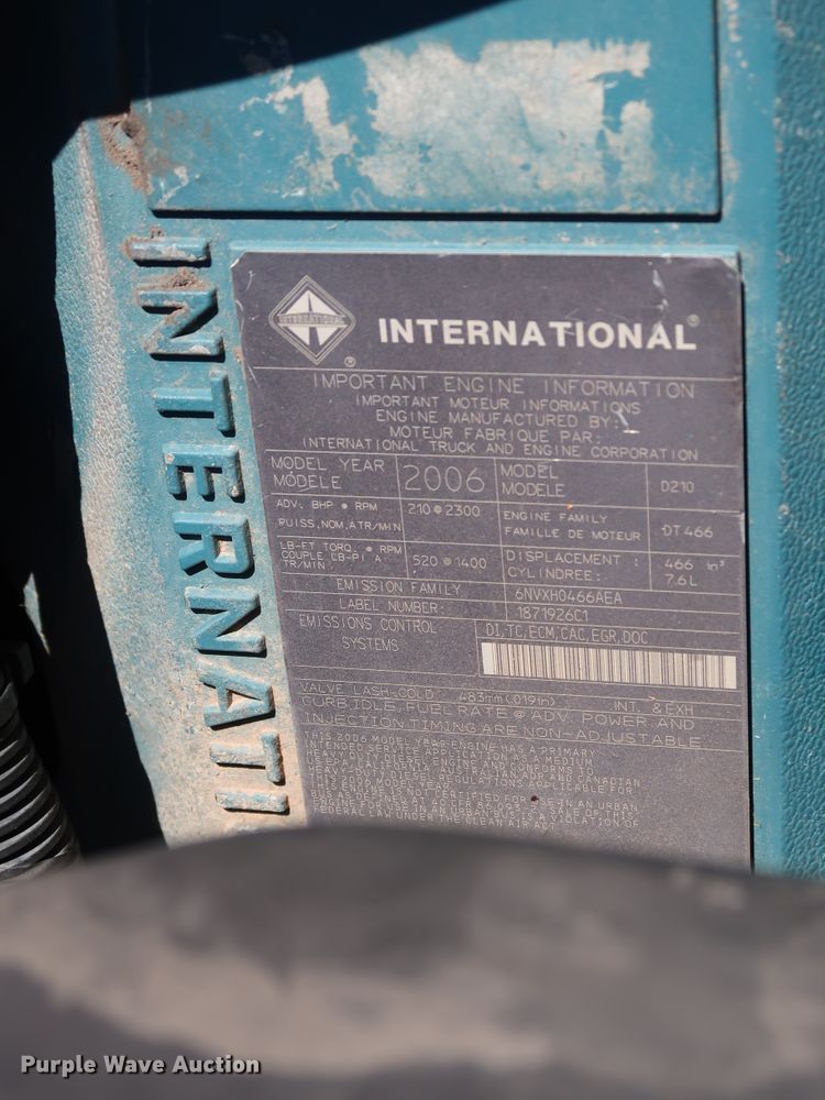 image for item GD9796 2007 International 4300 box truck