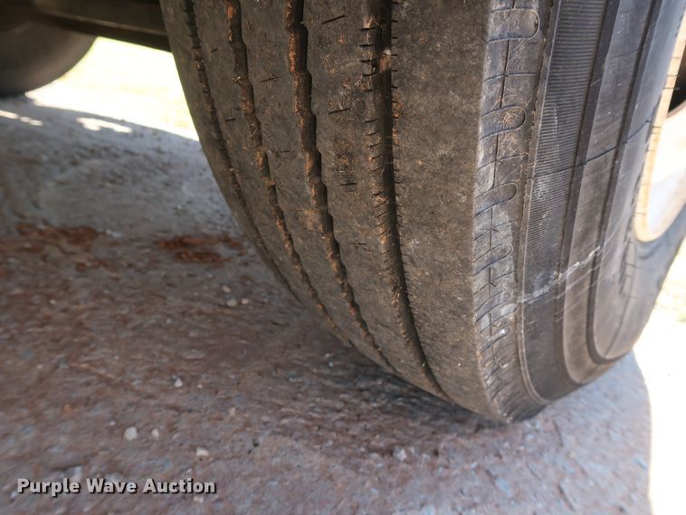 image for item GD9796 2007 International 4300 box truck