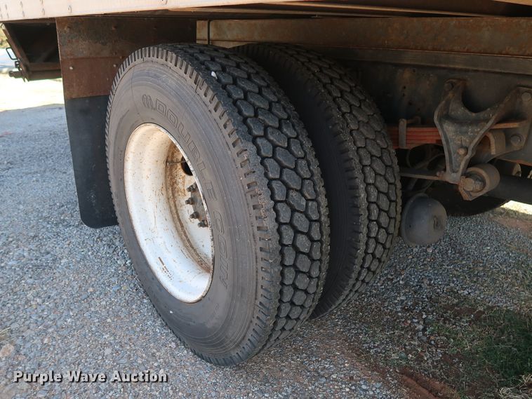 image for item GD9796 2007 International 4300 box truck