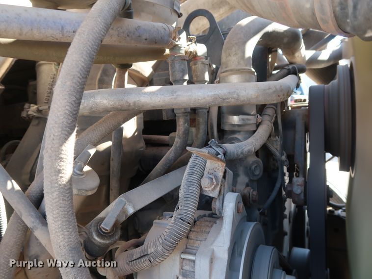 image for item GD9812 1999 International 8100 scale truck