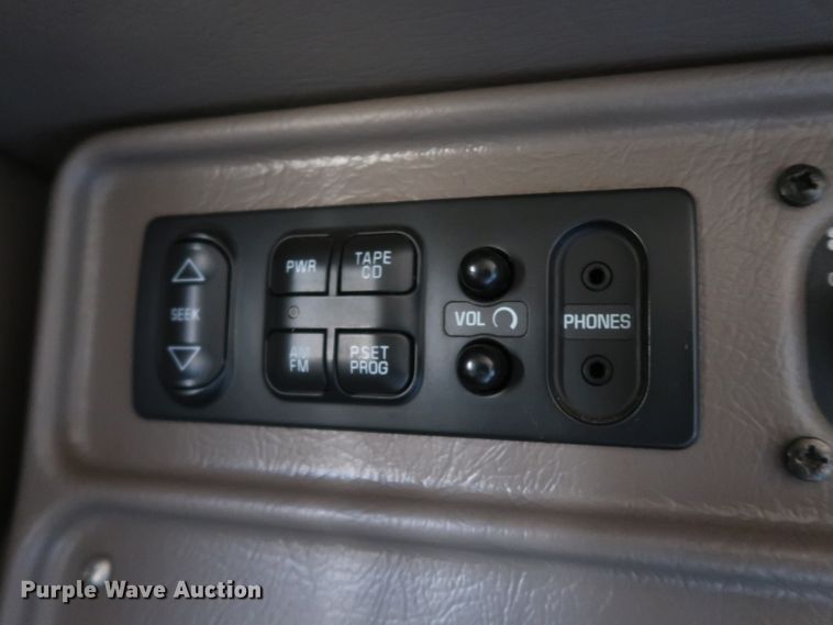 image for item GD9867 2007 Peterbilt 379 semi truck