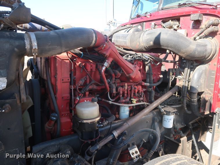 image for item GD9867 2007 Peterbilt 379 semi truck