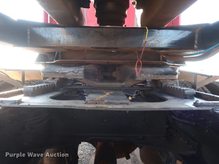 image for item GD9867 2007 Peterbilt 379 semi truck