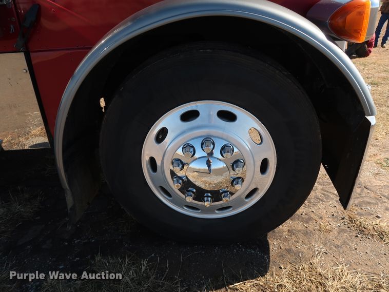 image for item GD9867 2007 Peterbilt 379 semi truck