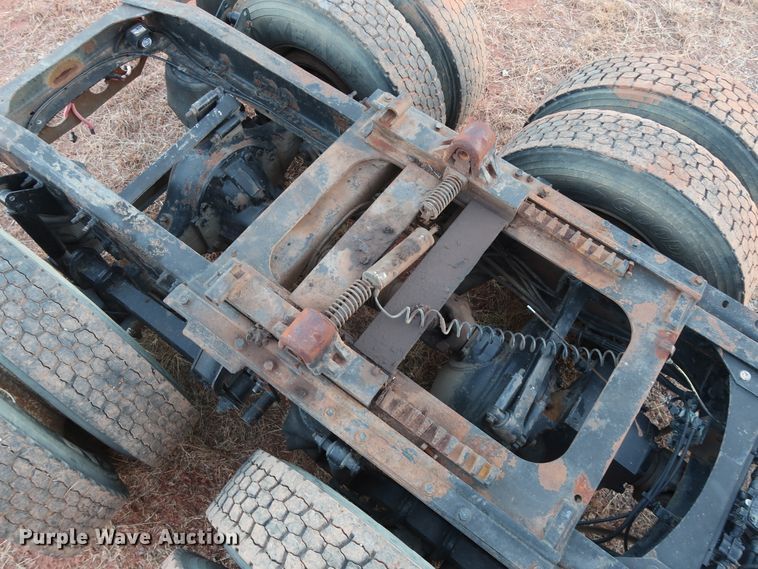 image for item GD9881 2007 Mack CXN613 truck cab and chassis