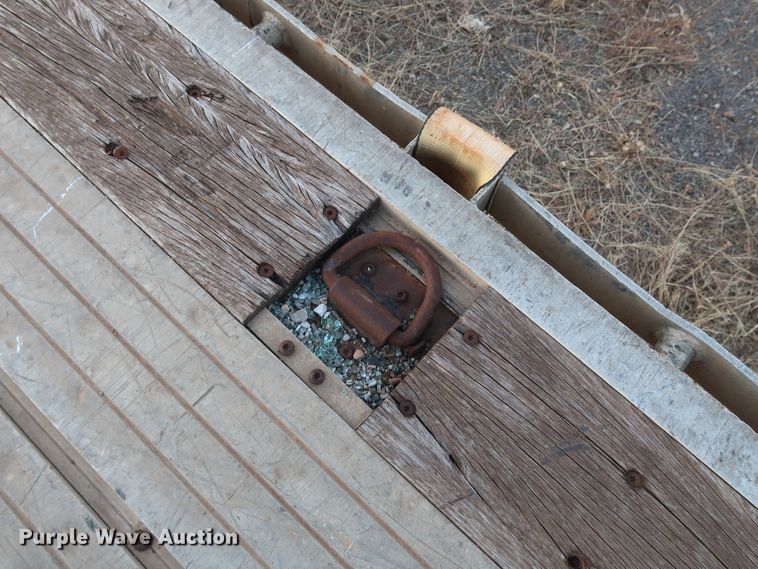 image for item GD9884 1995 Wabash flatbed trailer