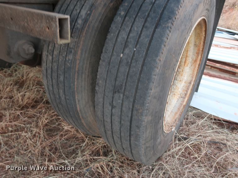 image for item GD9884 1995 Wabash flatbed trailer