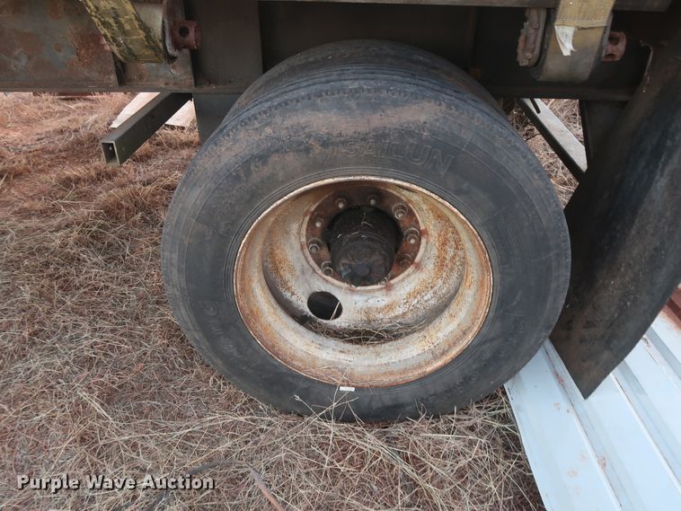 image for item GD9884 1995 Wabash flatbed trailer