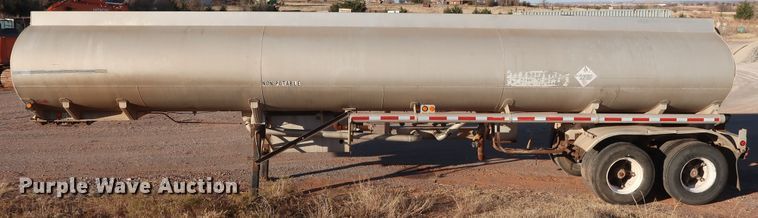 image for item GD9886 1969 Gorbett Bros. 527201 14983 tank trailer