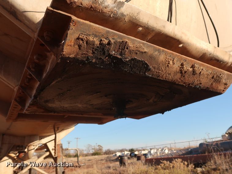 image for item GD9886 1969 Gorbett Bros. 527201 14983 tank trailer