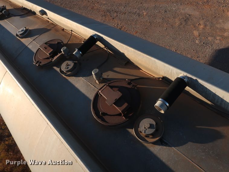 image for item GD9886 1969 Gorbett Bros. 527201 14983 tank trailer