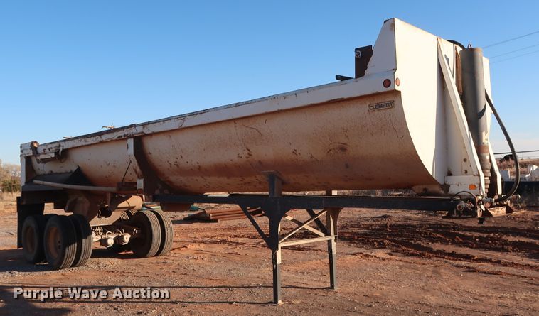 image for item GD9887 2004 Clement Rockstar end dump trailer