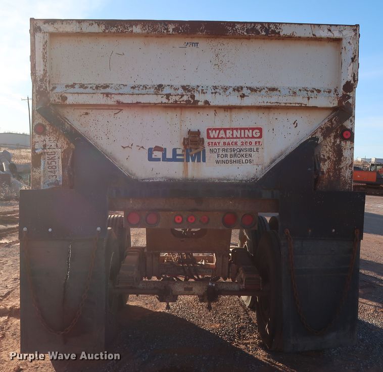 image for item GD9887 2004 Clement Rockstar end dump trailer