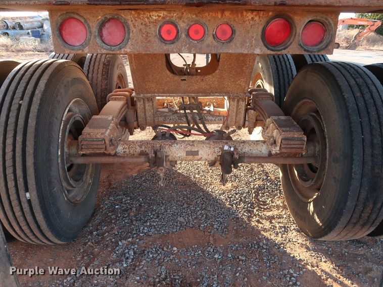 image for item GD9887 2004 Clement Rockstar end dump trailer