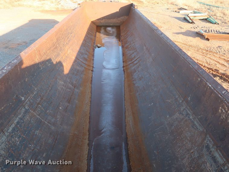 image for item GD9887 2004 Clement Rockstar end dump trailer