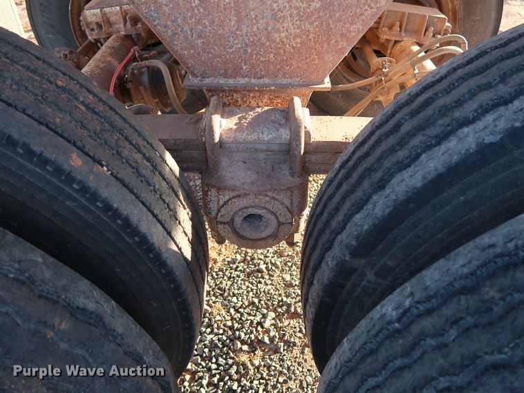 image for item GD9887 2004 Clement Rockstar end dump trailer