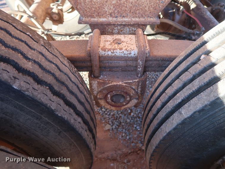 image for item GD9887 2004 Clement Rockstar end dump trailer