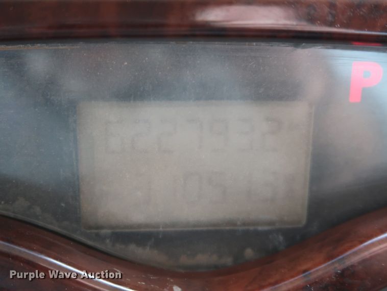 image for item GD9907 2005 Mack CHN613 semi truck