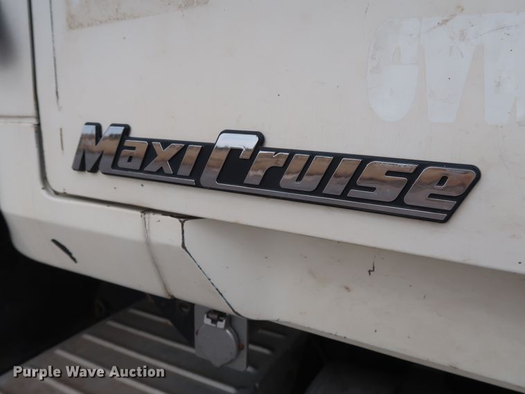 image for item GD9907 2005 Mack CHN613 semi truck