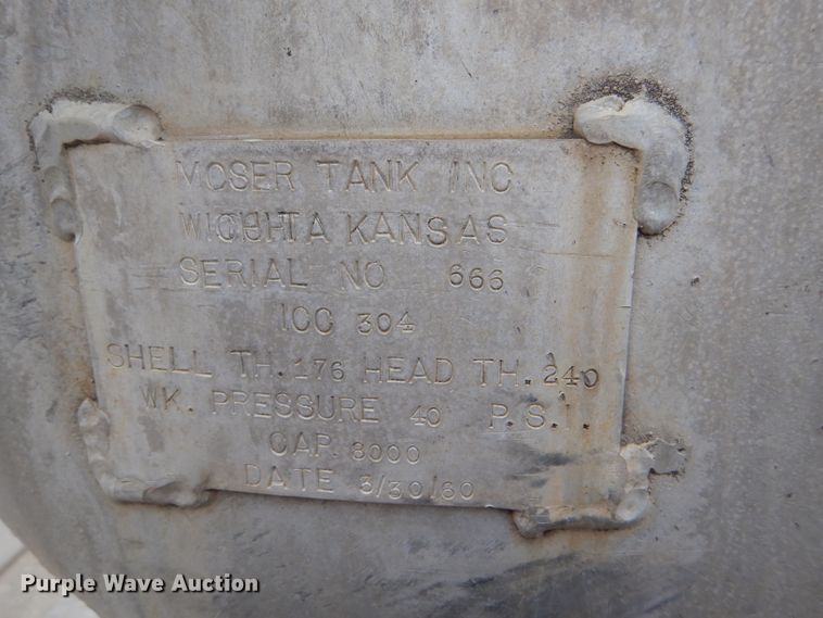 image for item GE9500 1961 Moser tank trailer