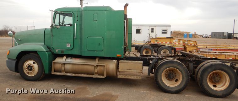 image for item GE9503 1999 Freightliner FLD120 semi truck