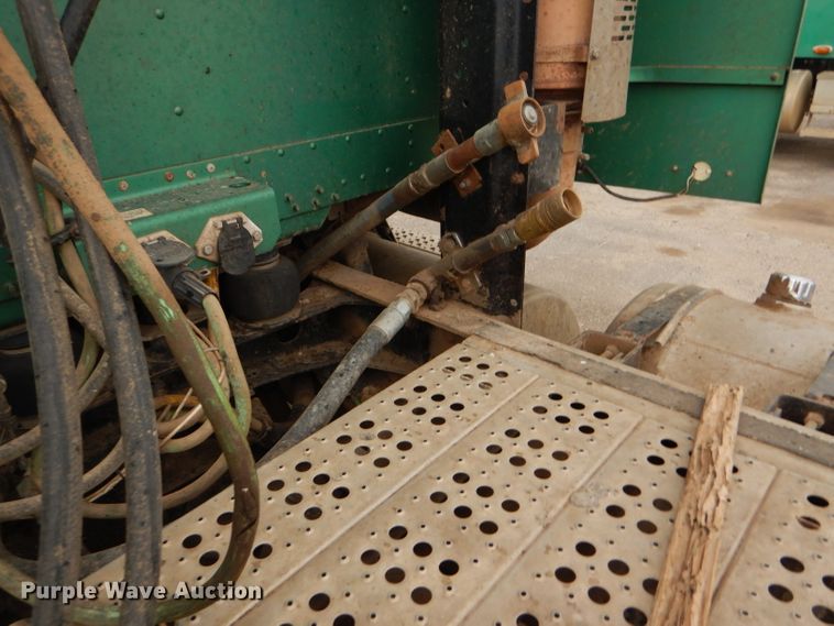 image for item GE9503 1999 Freightliner FLD120 semi truck