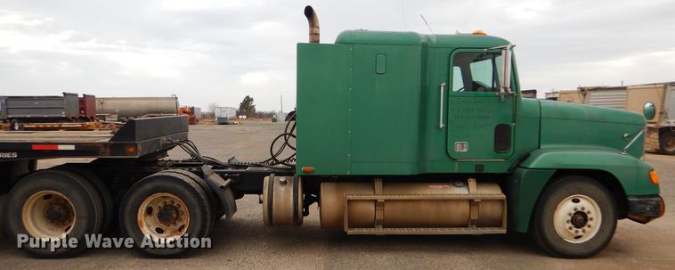 image for item GE9504 1999 Freightliner FLD120 semi truck