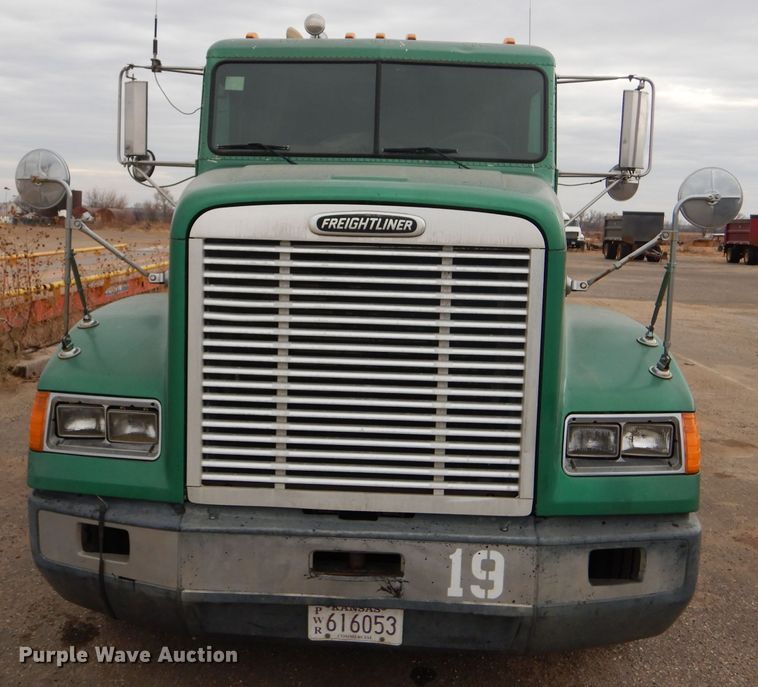 image for item GE9505 1999 Freightliner FLD120 semi truck