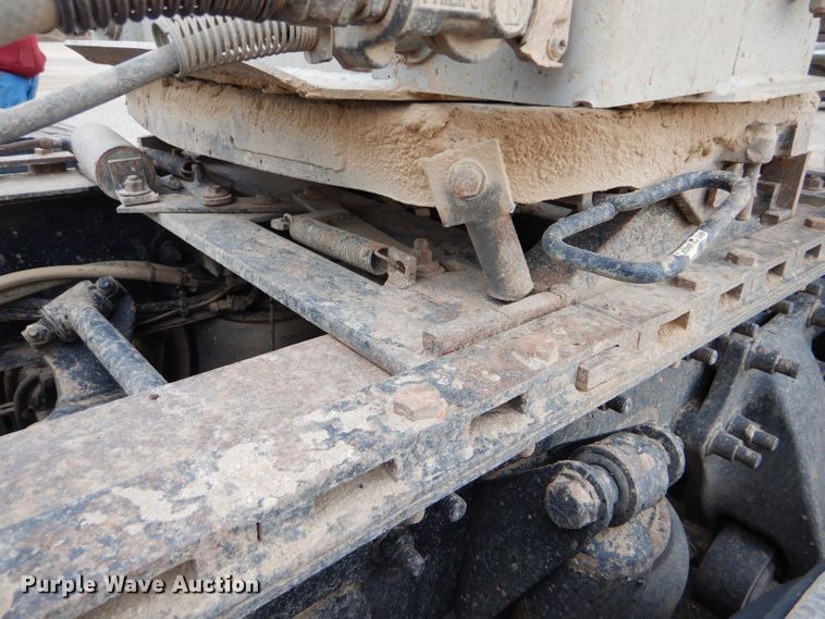 image for item GE9507 1999 Freightliner FLD120 semi truck