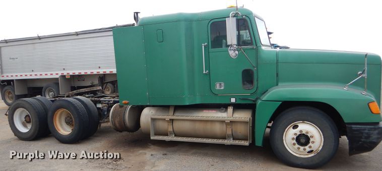 image for item GE9508 1999 Freightliner FLD120 semi truck
