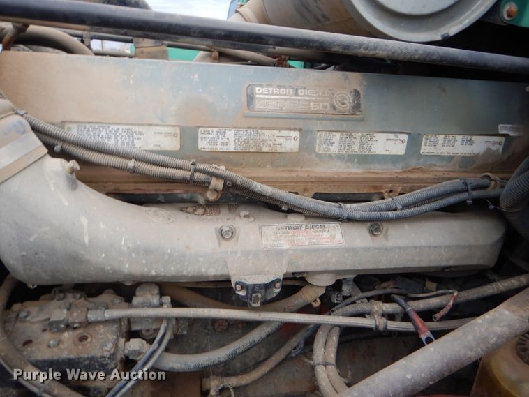 image for item GE9508 1999 Freightliner FLD120 semi truck