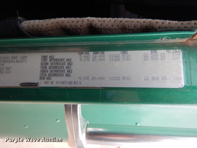 image for item GE9508 1999 Freightliner FLD120 semi truck