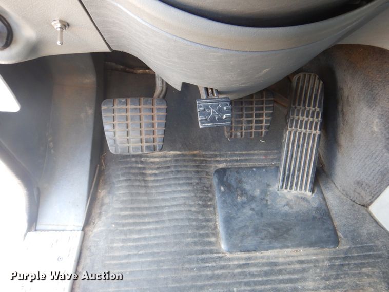 image for item GF9001 2009 Freightliner Business Class M2 semi truck